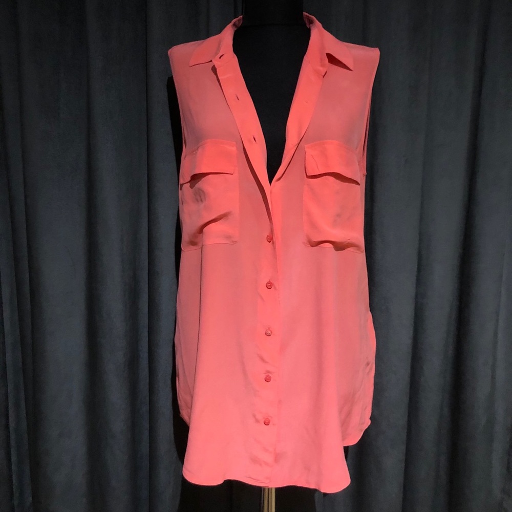 Equipment Sleeveless Silk Slim Shirt